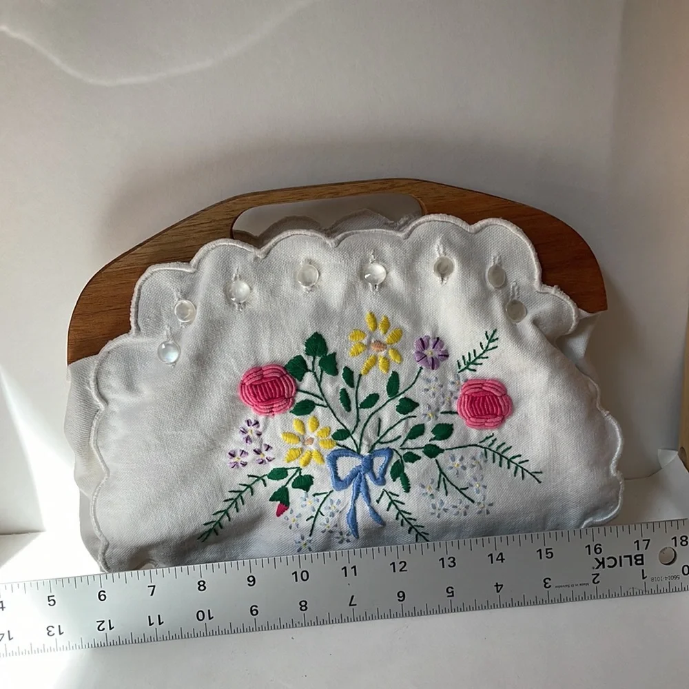 Vintage purse handbag wooden handle floral embroidered removable cover b… - Picture 3 of 6